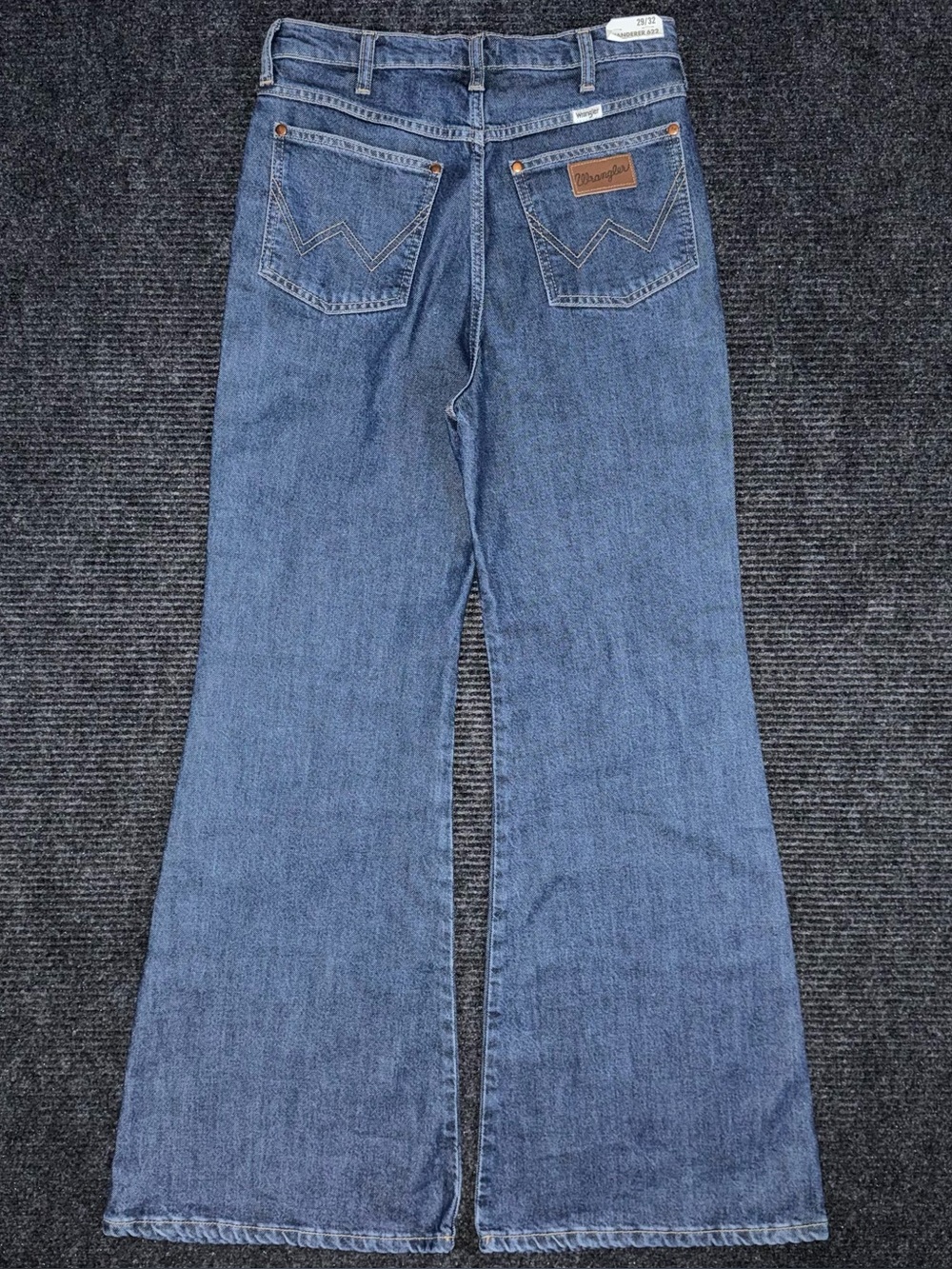 Wrangler NWT Women's Wanderer 622 High Rise Wide Leg Flare Stretch Jeans 29x32